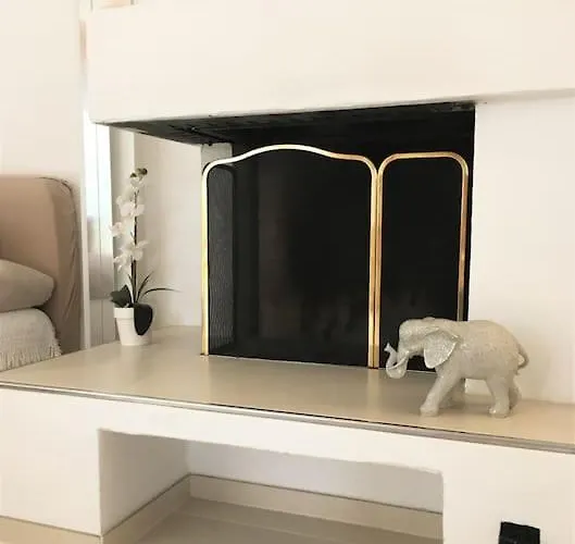 Lovely Family With Patio &fireplace &parking * Laax