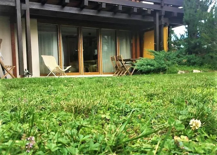 Lovely Family With Patio &fireplace &parking Apartamento