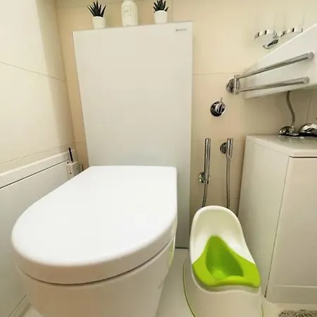 Appartement Lovely Family With Patio &fireplace &parking *