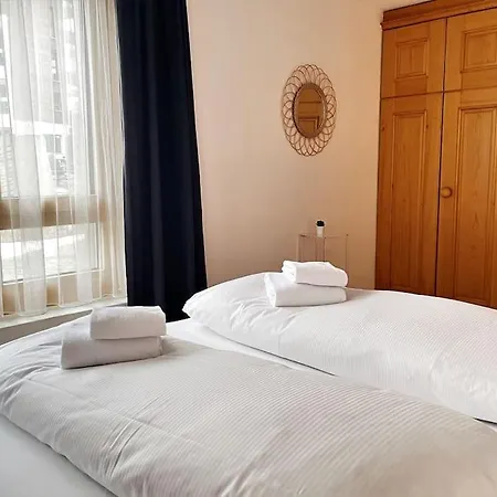 Appartement Lovely Family With Patio &fireplace &parking Laax