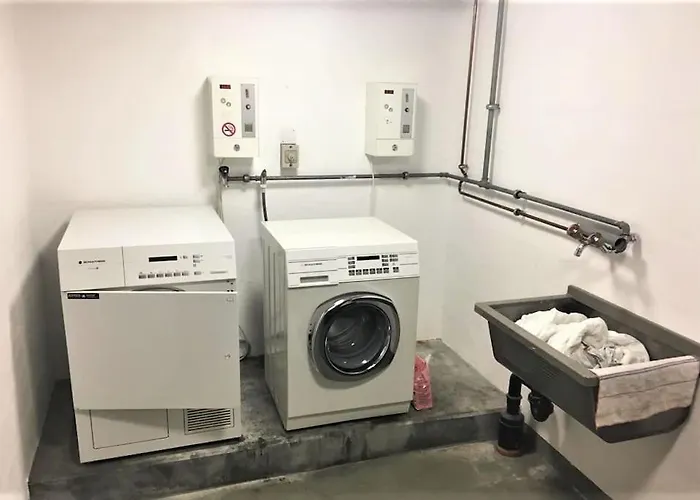 شقة Lovely Family With Patio &fireplace &parking *