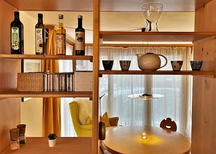 Lovely Family With Patio &fireplace &parking لاكس