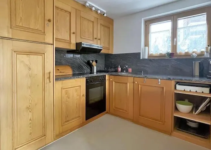 شقة Lovely Family With Patio &fireplace &parking *