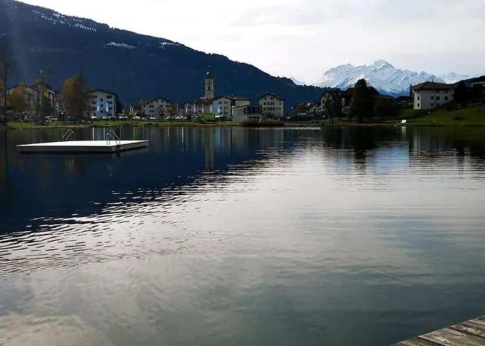 Lovely Family With Patio &fireplace &parking