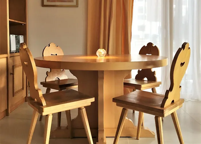 شقة Lovely Family With Patio &fireplace &parking *