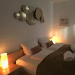 Lovely Family With Patio &fireplace &parking لاكس