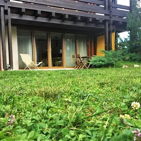 Lovely Family With Patio &fireplace &parking 아파트
